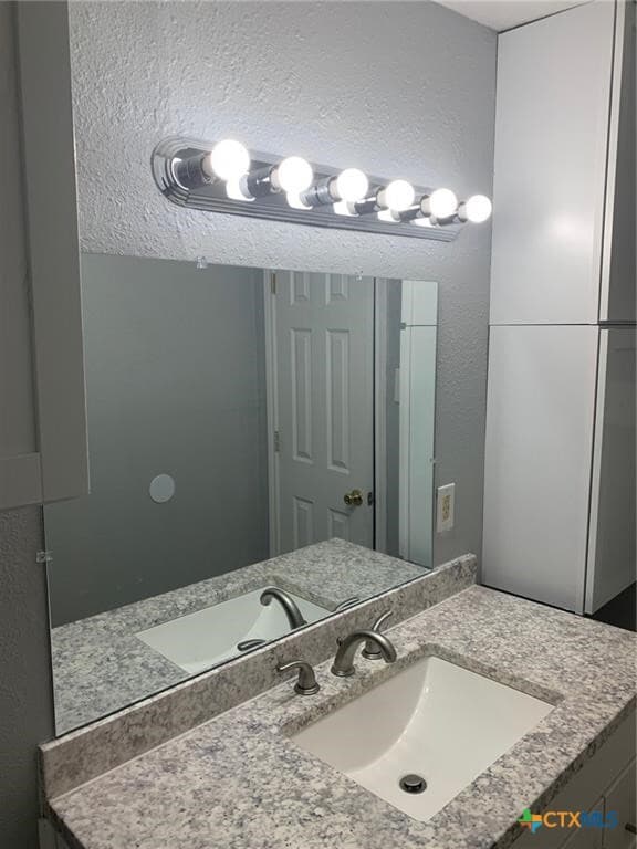 Building Photo - 1011 Hackberry St