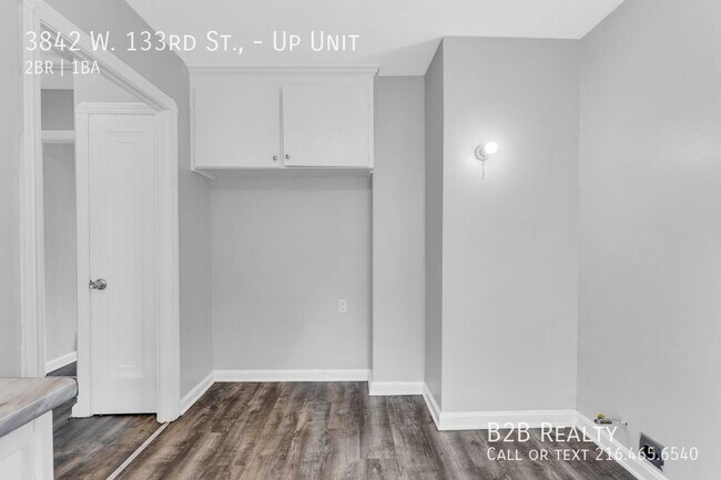 Building Photo - 3842 W 133rd St