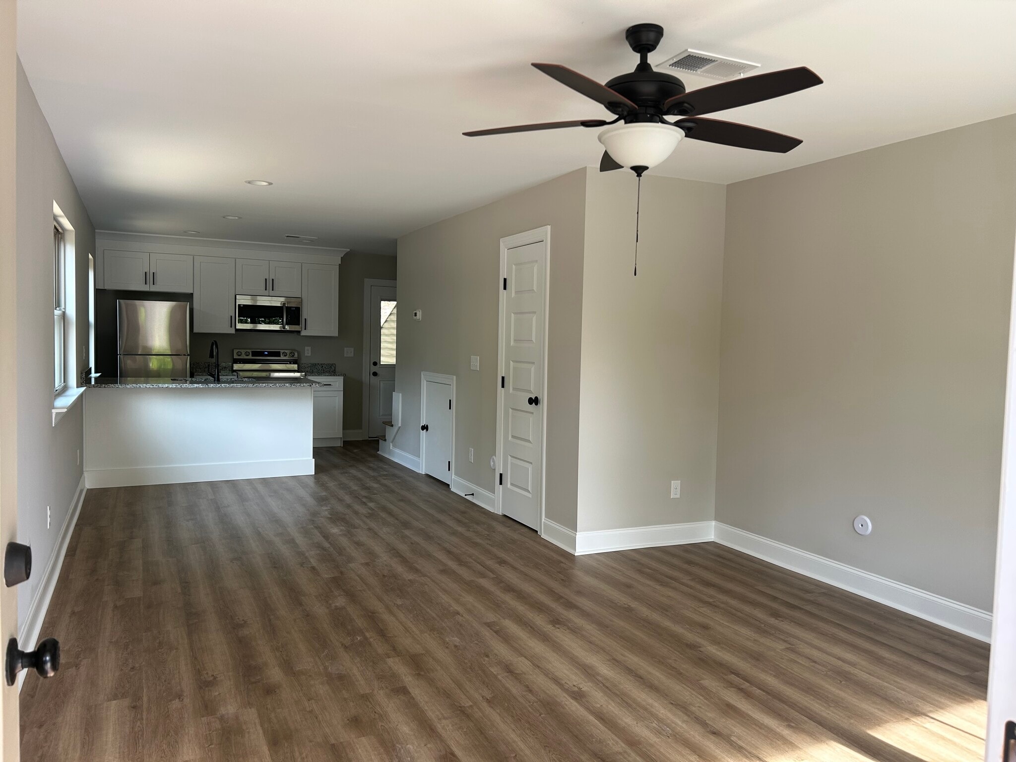 Building Photo - 320 Warrenfells St