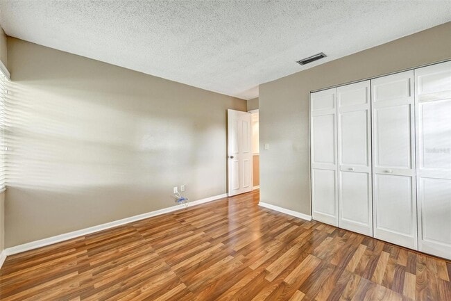 Building Photo - 2833 Orange Tree Cir N