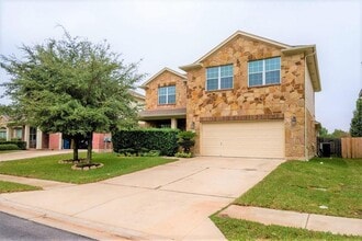 Building Photo - 14821 Fernhill Dr