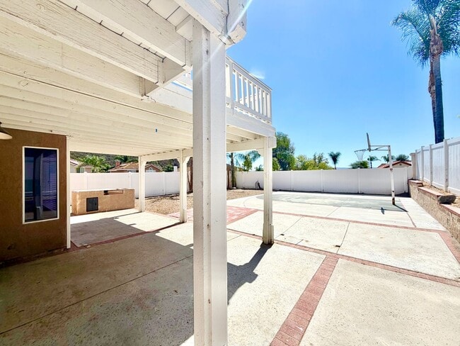 Building Photo - 36335 Grimaud Ct