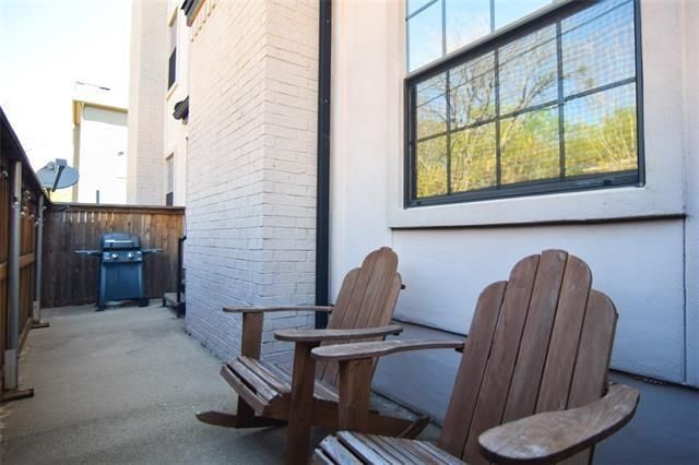 Patio - 3901 Travis Street