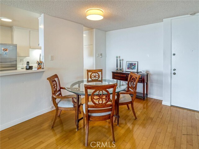 Building Photo - 6542 Ocean Crest Dr