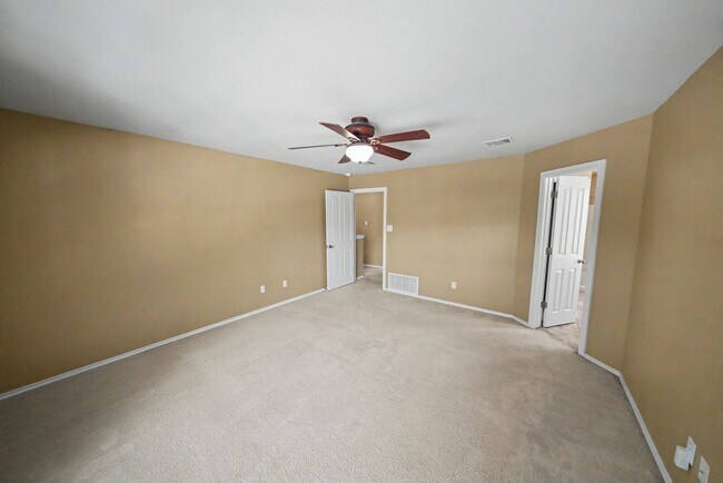 Building Photo - Spacious Cibolo Home Near Steele High School - Realtor Commission: $500