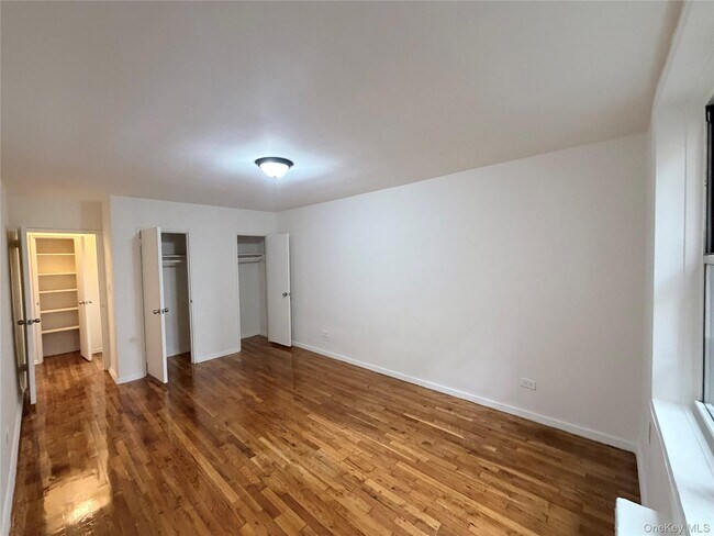 Building Photo - 40-22 61st St