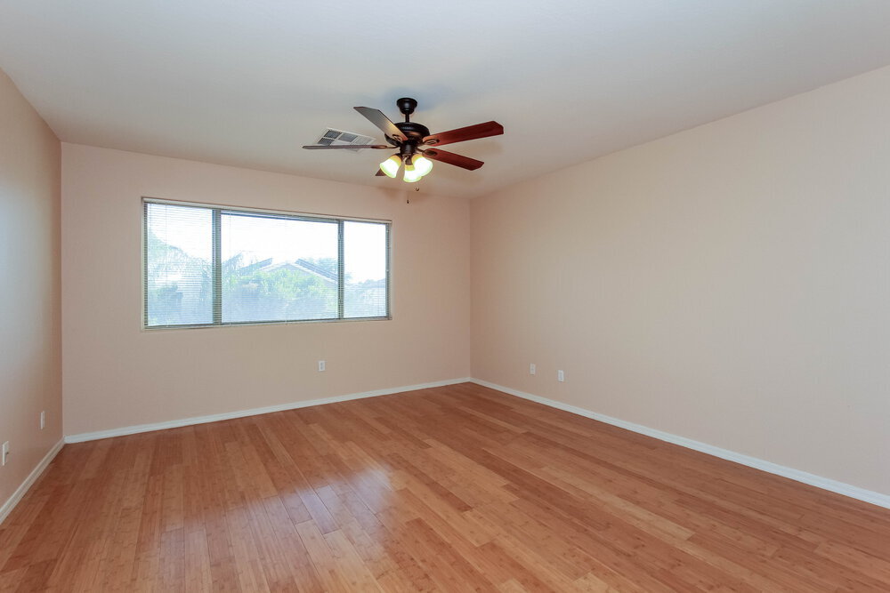 Building Photo - 14807 W Larkspur Dr