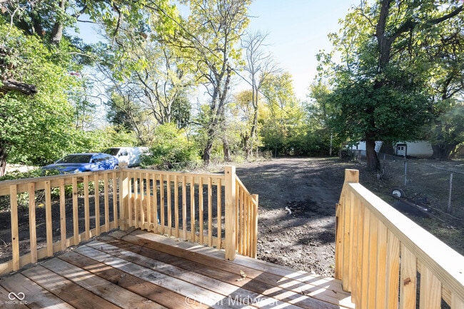 Building Photo - 2945 N Denny St