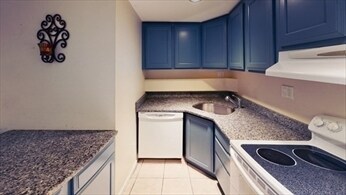 Building Photo - 8 Brandley Rd