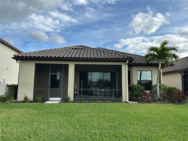 Building Photo - 8725 Amaretto Ave