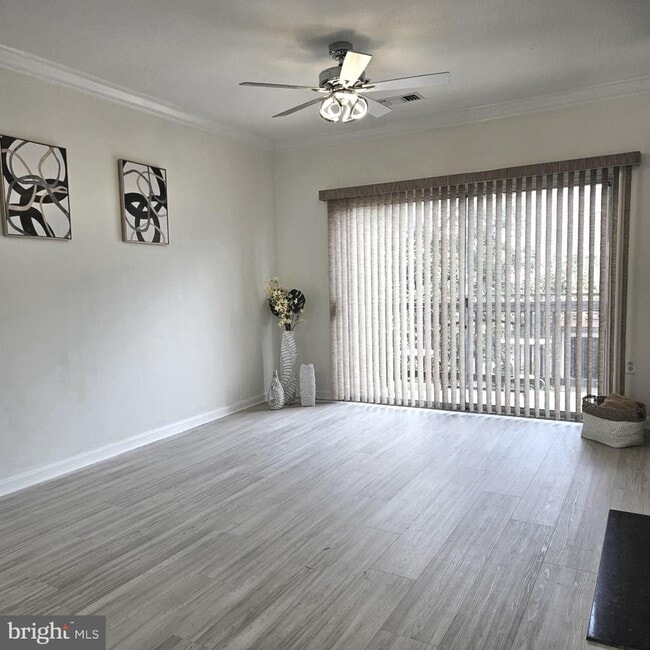 Building Photo - 21801 Flanders Ct