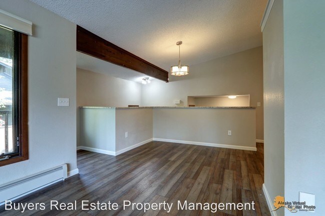 Building Photo - 3 br, 2 bath House - 7213 Foxridge Circle #1