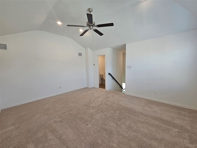 Building Photo - 14620 Little Water Dr
