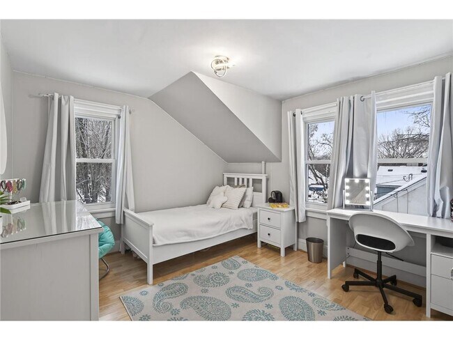 Building Photo - 1628 Princeton