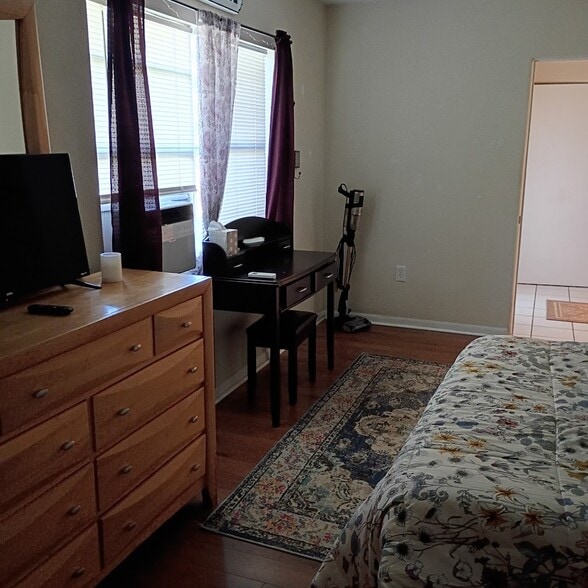 Building Photo - 221 Arthur Avenue