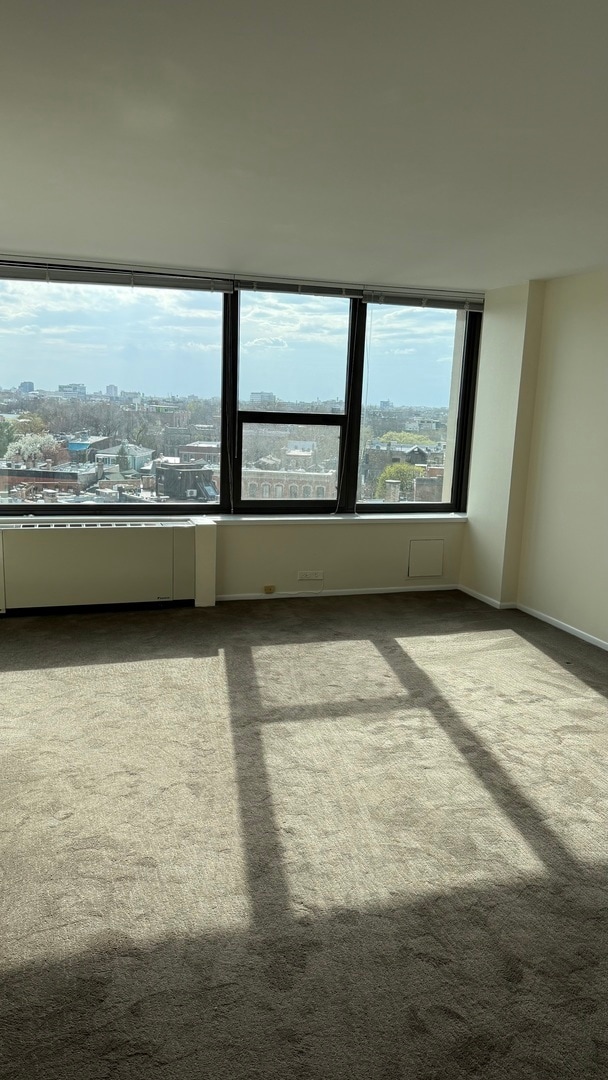 Building Photo - 1850 N Clark St