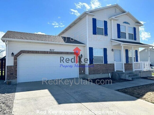 Building Photo - 700 S Single Family Home