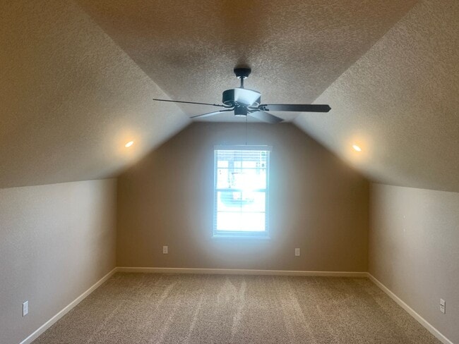 Building Photo - 1630 Abbey Ln