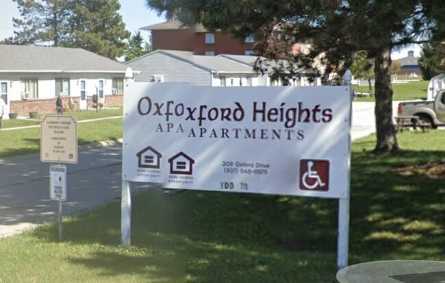 Building Photo - 309 Oxford Dr