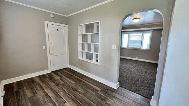 Building Photo - 553 Fremont Ave NW