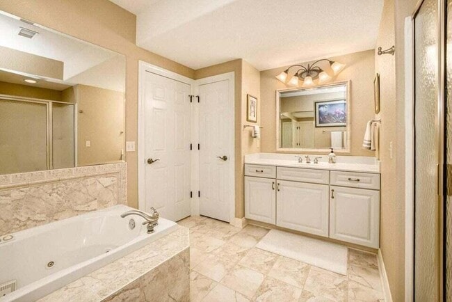 Building Photo - W162N5492 Westwind Dr