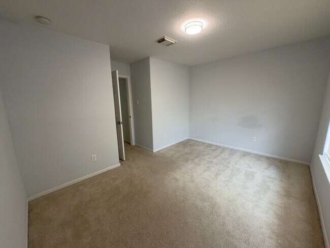 Building Photo - 6519 Gorton Dr