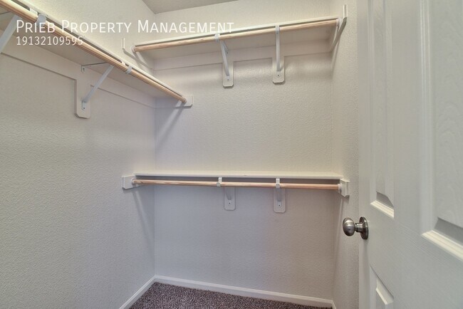 Building Photo - 23417 W 87th Terrace