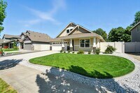 Building Photo - Gorgeous Hayden Home For Rent!