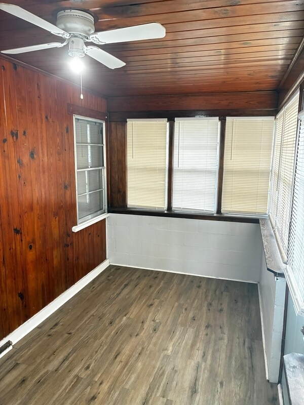 Building Photo - 7651 Hammond Blvd