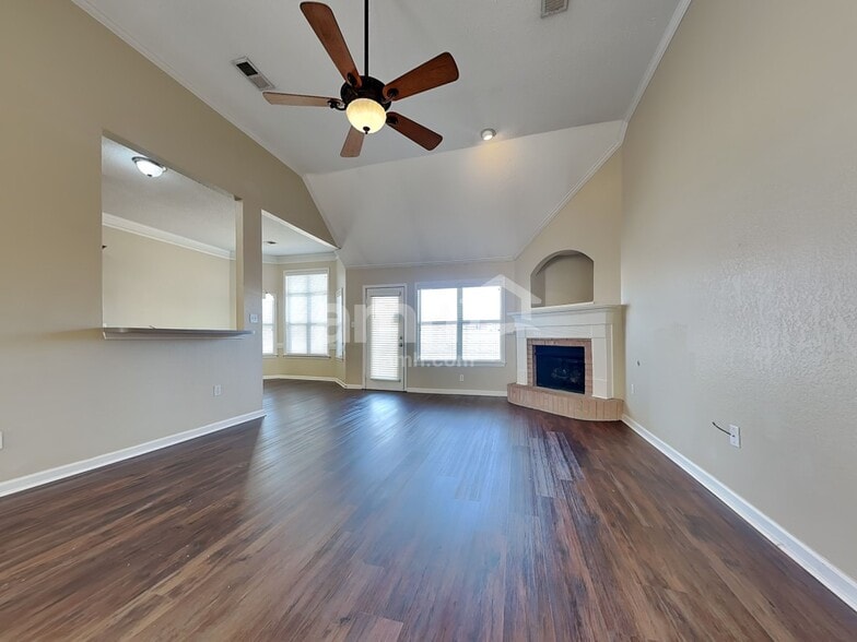 Building Photo - 7428 Acree Ln