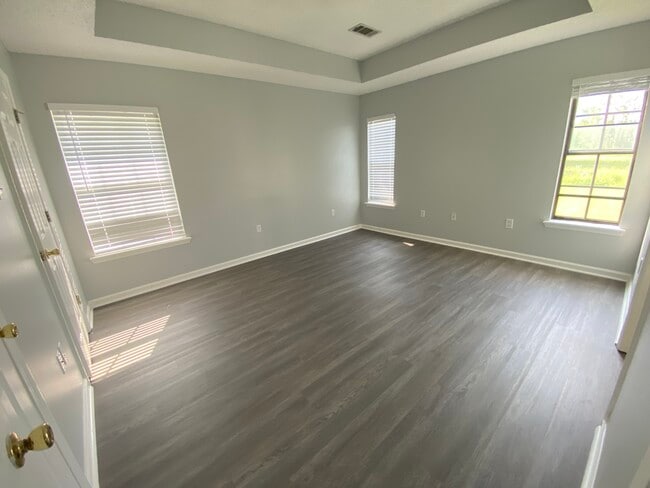 Building Photo - 16 Cypress Dr