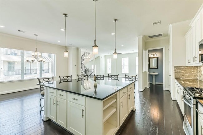 Building Photo - 1752 Monarch Ridge Dr