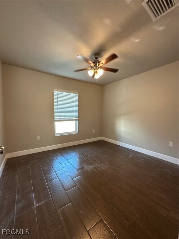 Building Photo - 2420 Linhart Ave