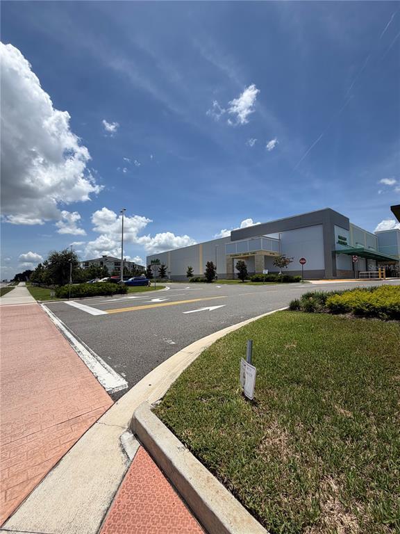 Building Photo - 2404 Bella Vista Dr