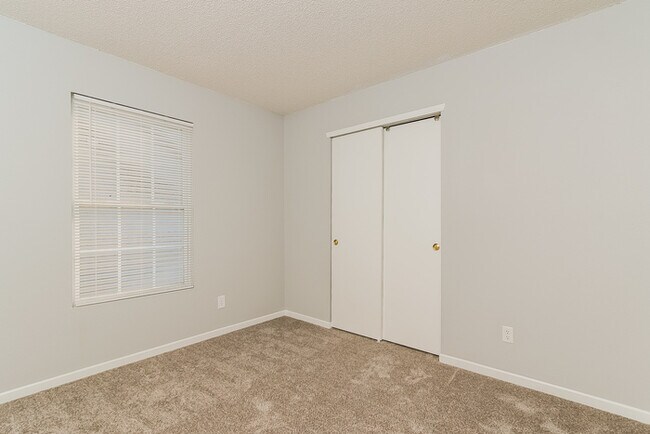 Building Photo - Great 3 Bedroom Home in Greenwood