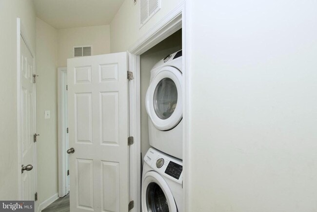 Building Photo - 7302 Calico Rock Lndg