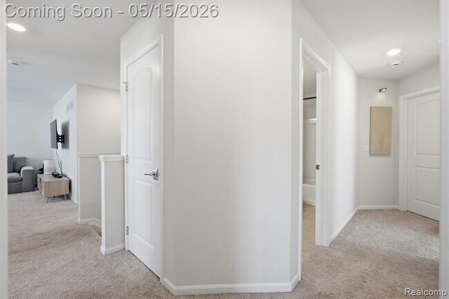 Building Photo - 241 Quartz Wy