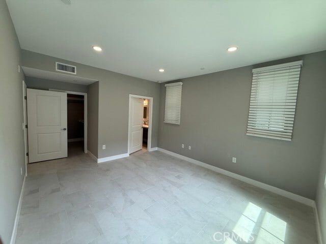 Building Photo - 122 Overbrook