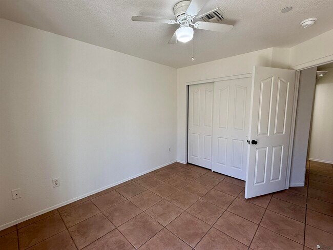 Building Photo - 3108 S Ragen Dr