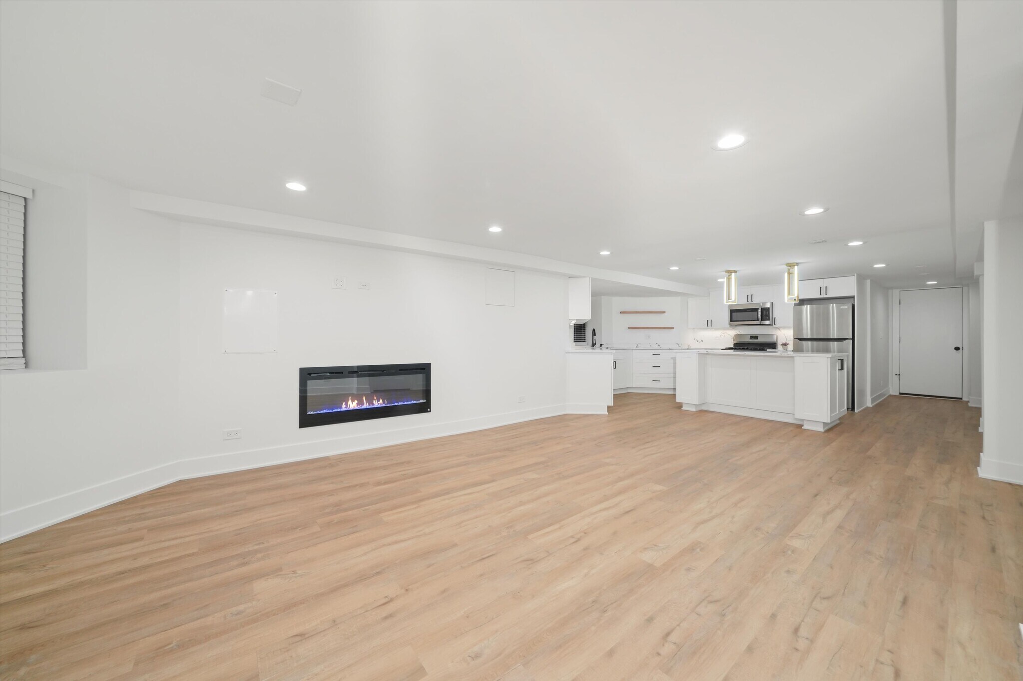 Building Photo - 2613 N Fairfield Ave