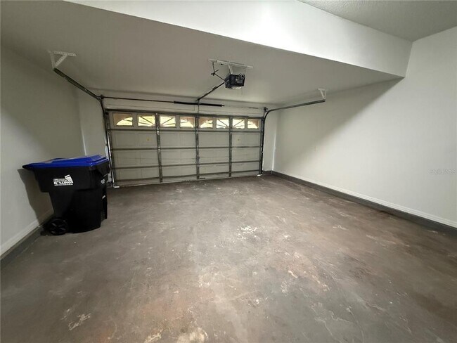 Building Photo - 14457 Mandolin Dr