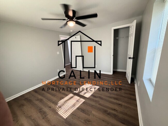 Building Photo - 602 W 61st St