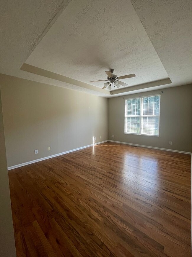 Building Photo - Charming Mountain Retreat in Seymour, TN!