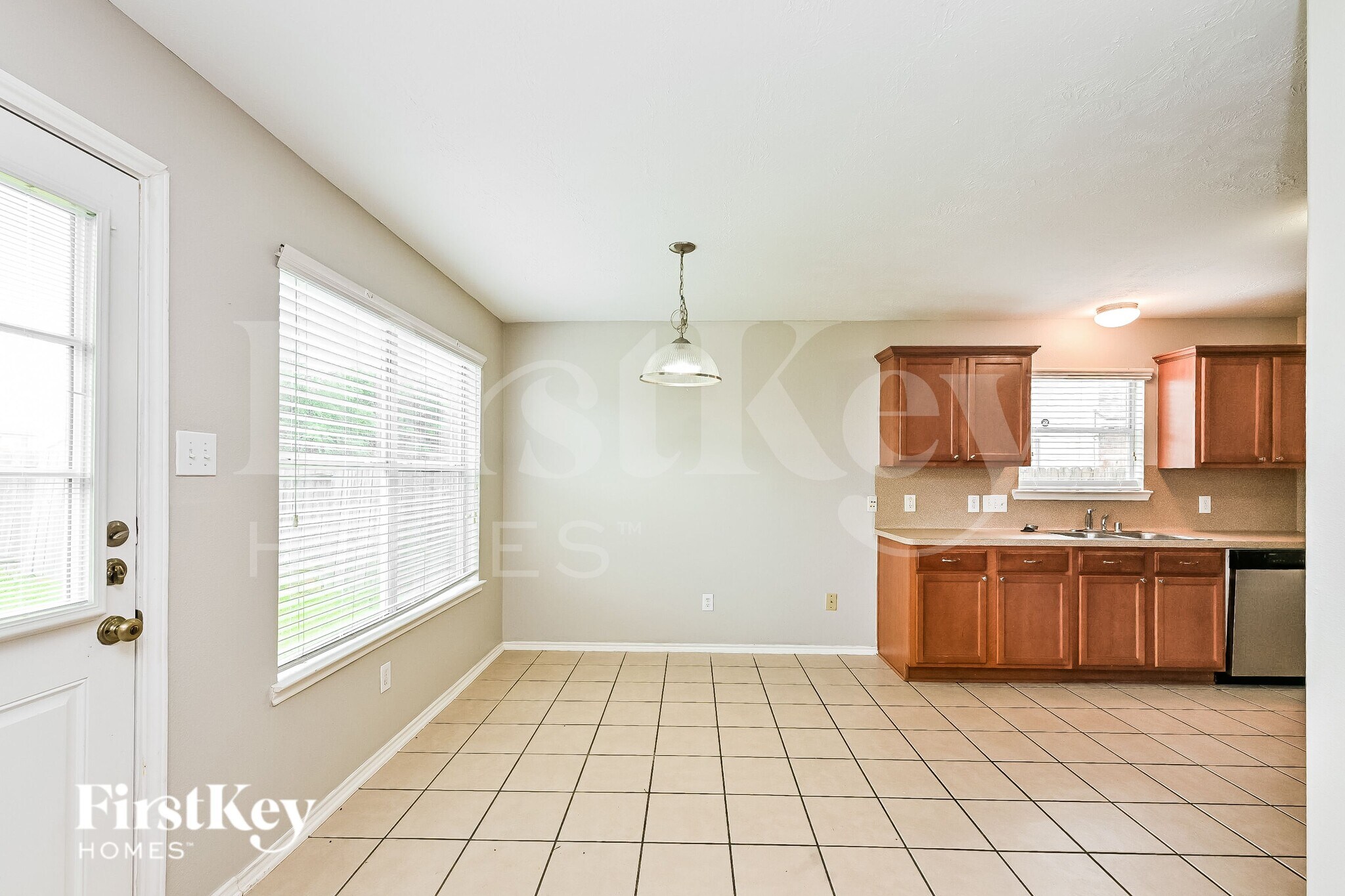 Building Photo - 4435 Sprangletop Ave