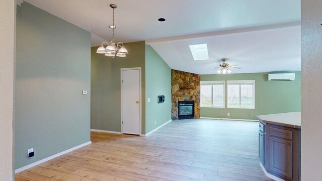 Building Photo - Wake up just steps from Penn Cove with space to spread out, store your boat, and fully enjoy Whid...