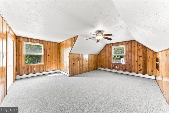 Building Photo - 110 E Hoffecker St