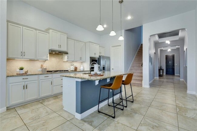 Building Photo - 15508 Cinca Terra Dr