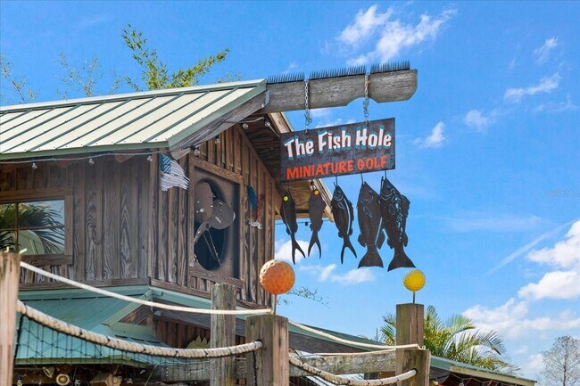 Building Photo - 7525 Plantation Cir