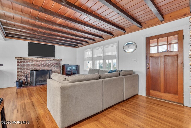 Building Photo - 228 Fischer Blvd