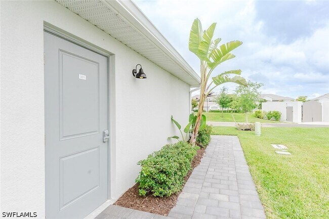 Building Photo - 5467 Double Eagle Cir